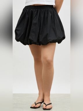 New Muse Black Ruffled Bubble Mini Skirt Size M